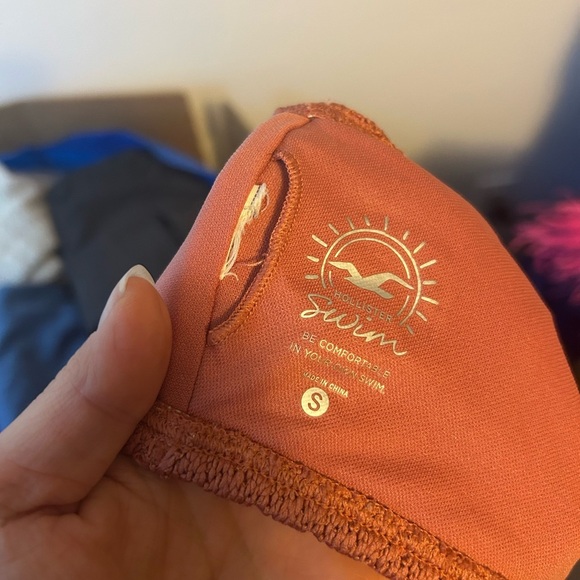 Hollister Swim Mauve Crochet Bikini Top Women’s Size Small - Picture 3 of 3